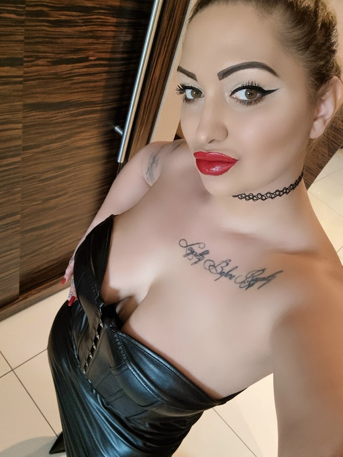 Mistress Natasha - Dubai | LoveHUB.com